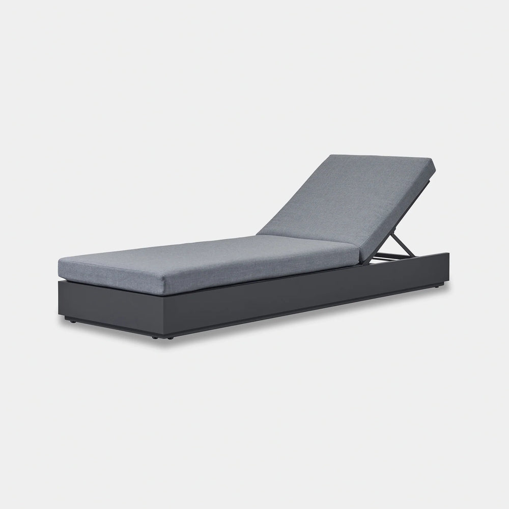 HAYMAN SUN LOUNGE Sun Lounger Harbour Outdoor