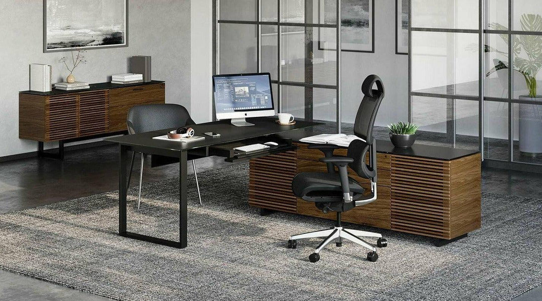 Corridor® 6531 Desks BDI